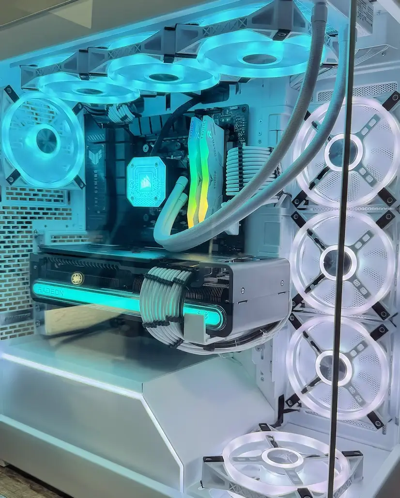Montaje Gaming PC Phanteks Eurovillas Montaje Gaming PC Phanteks Eurovillas